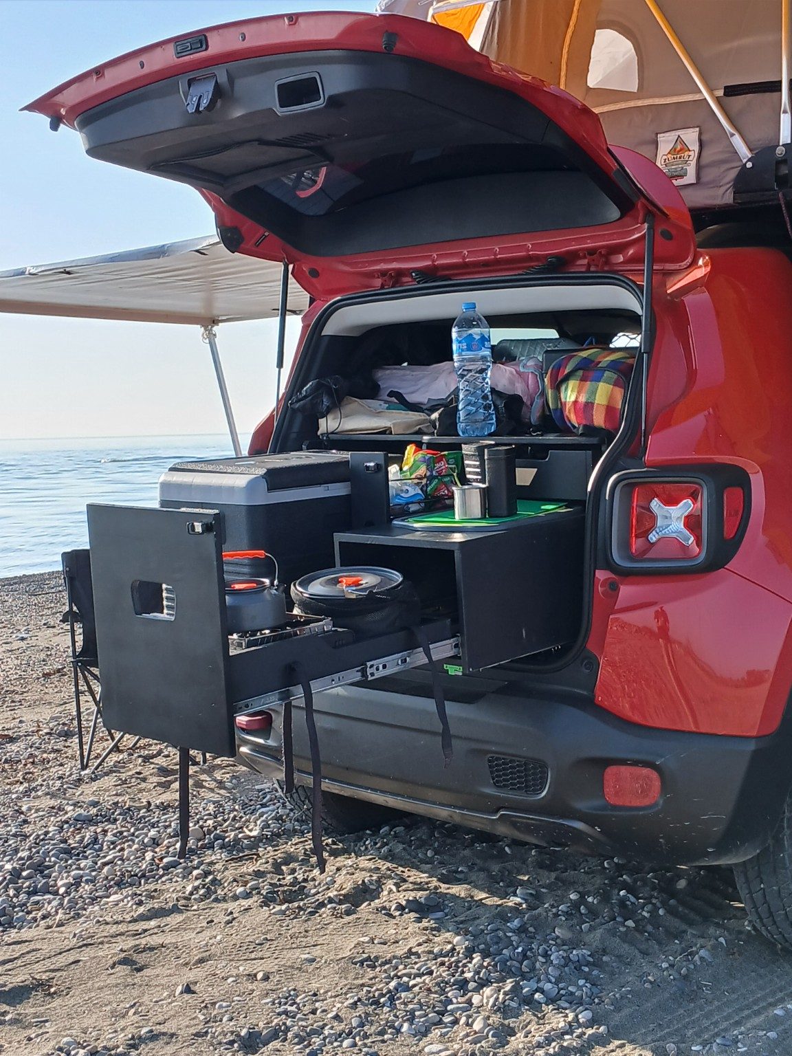 Jeep Renegade kitchen module